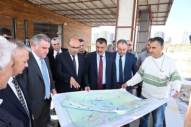 Başkan Selahattin Gürkan ;  Acıları yüreğimize gömdük, Malatya'yı geleceğe taşıyoruz