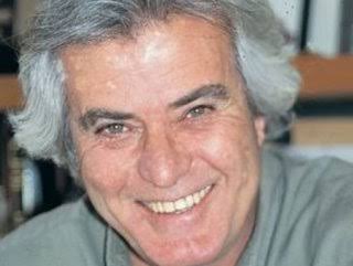 Tarık Akan yaşamını yitirdi.